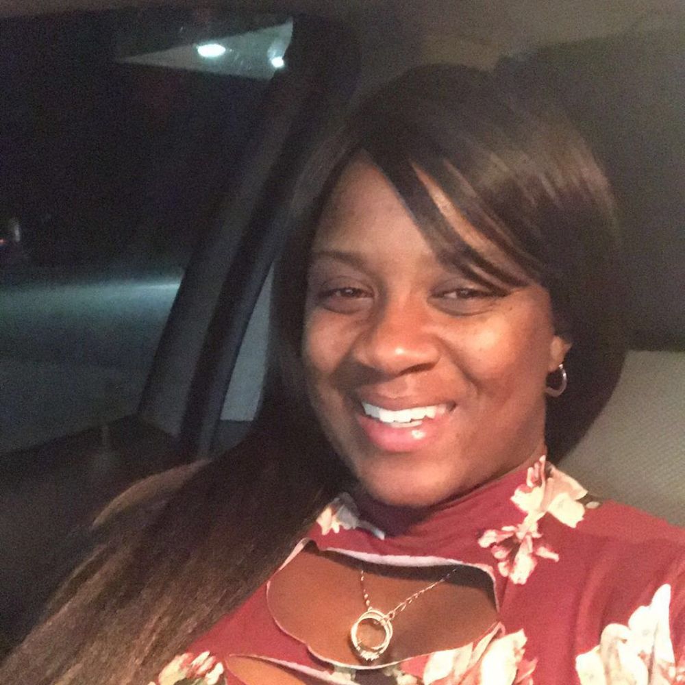 Meet your Posher, Kena